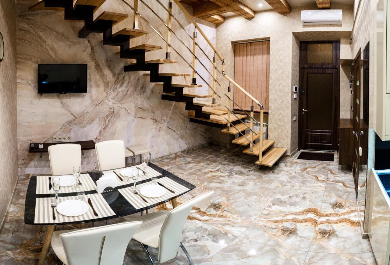 Apartments "The cultural capital" VIP Liov Exterior foto