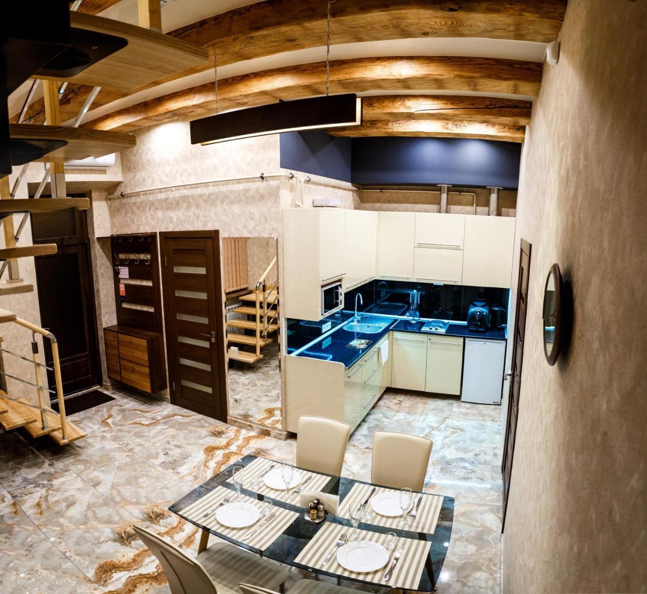 Apartments "The cultural capital" VIP Liov Exterior foto