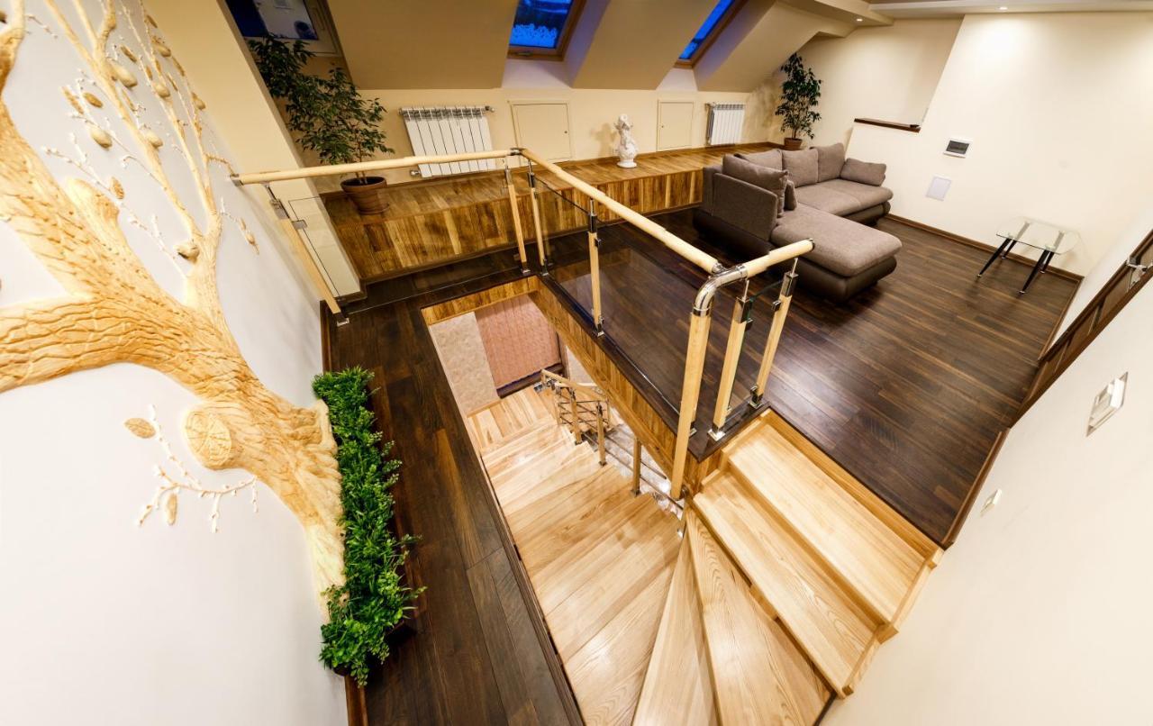 Apartments "The cultural capital" VIP Liov Exterior foto