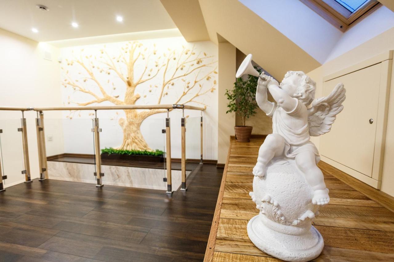 Apartments "The cultural capital" VIP Liov Exterior foto